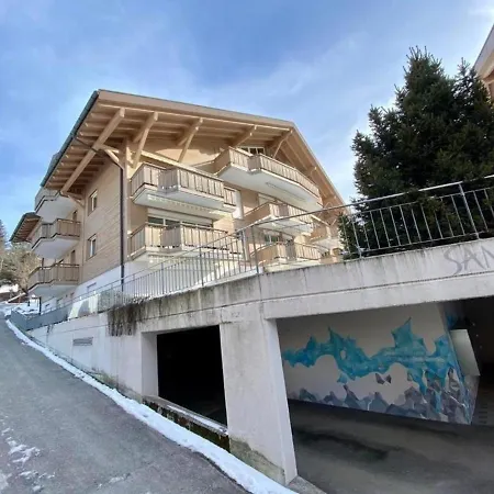 Apartment Grossenhaus, Valerian Grindelwald