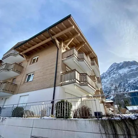Grossenhaus, Valerian *