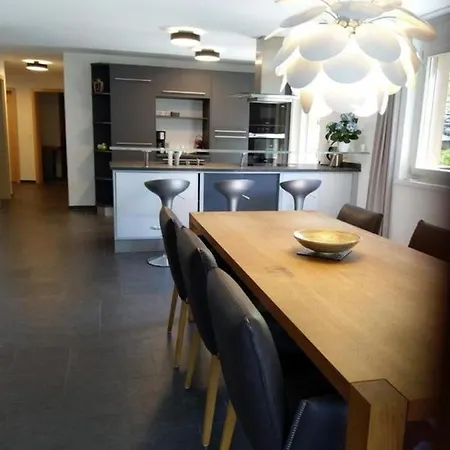 Apartment Grossenhaus, Valerian Grindelwald